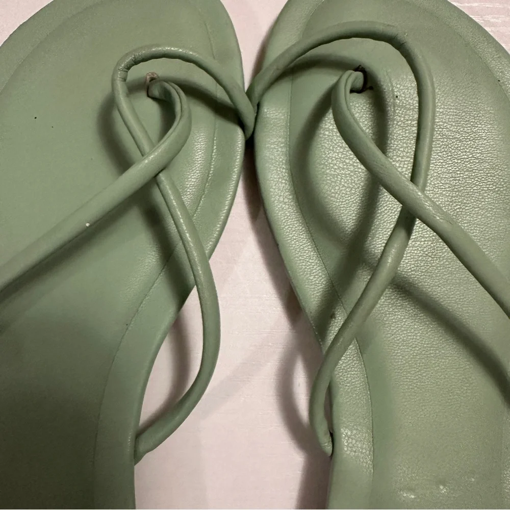 etre green sandals size 6‎ basic